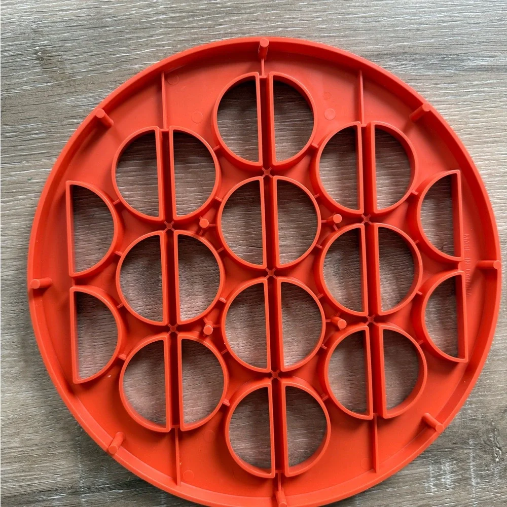 hunky bills plastic press